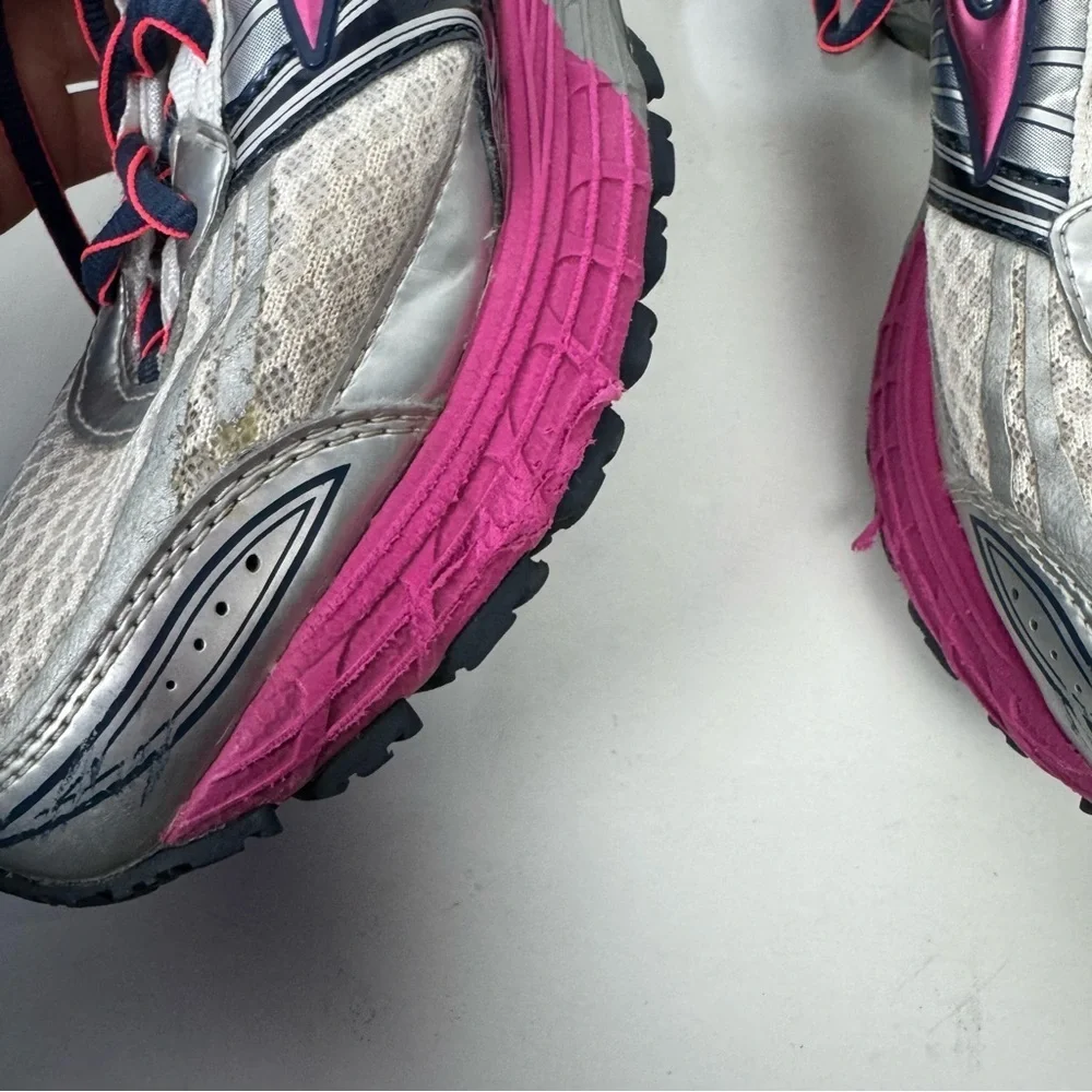 Brooks gts 14